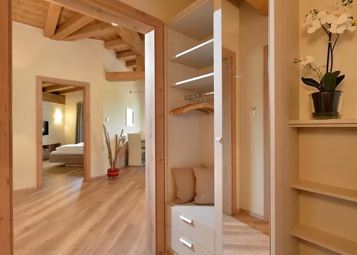 Tyrol Brixen ブリクセン イン ターレ